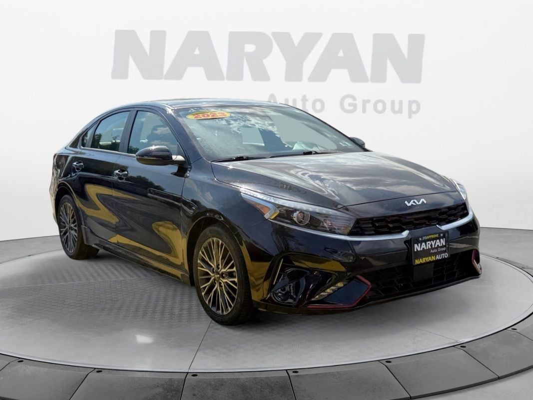 2023 Kia Forte GT-Line AT's photo