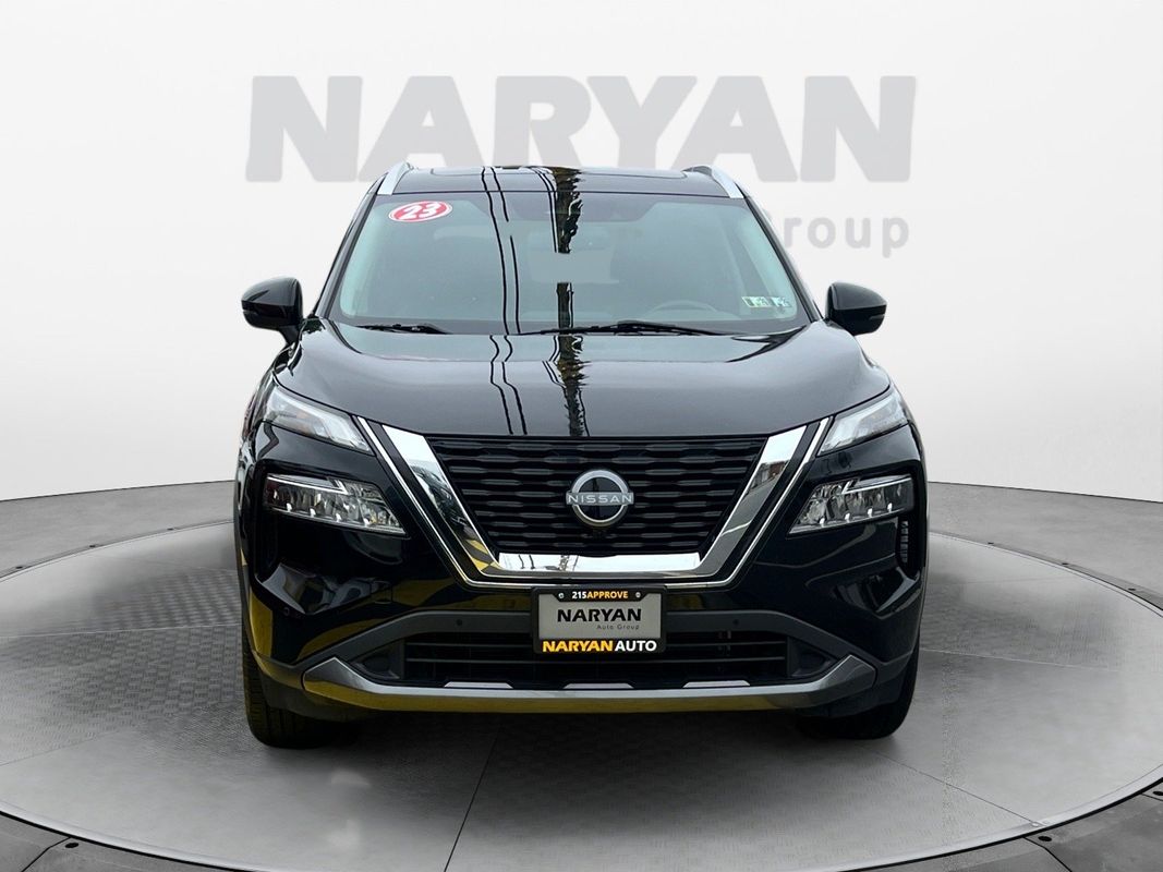 2023 Nissan Rogue SL photo 2