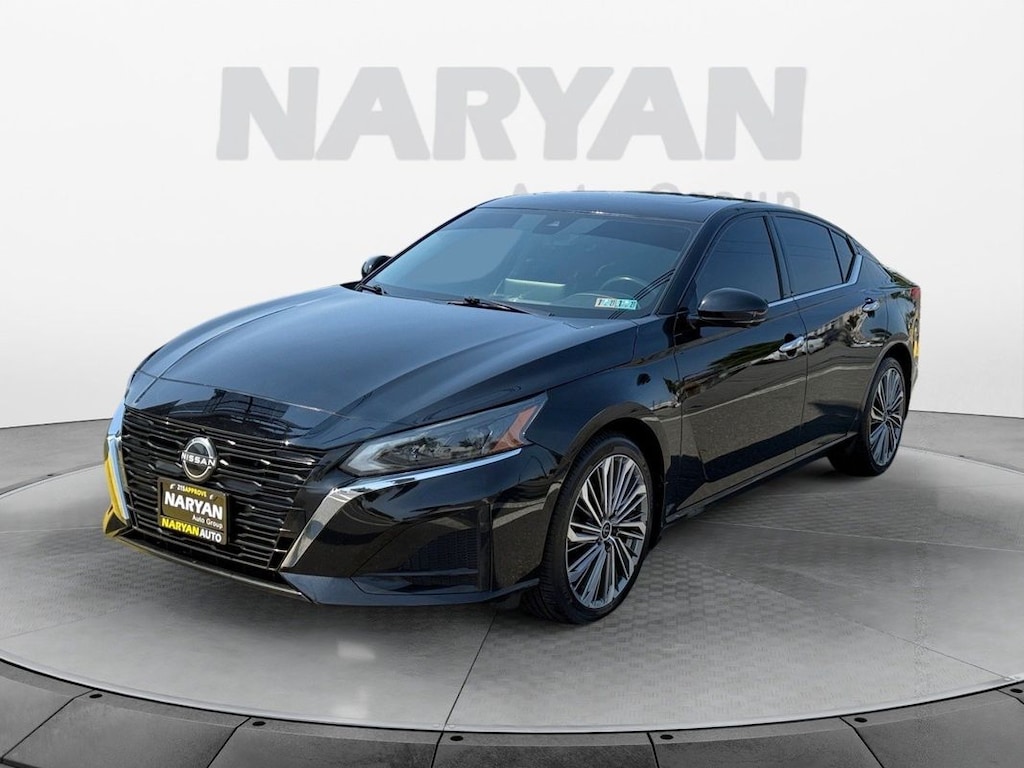 Used 2023 Nissan Altima SL Intelligent AWD Sedan