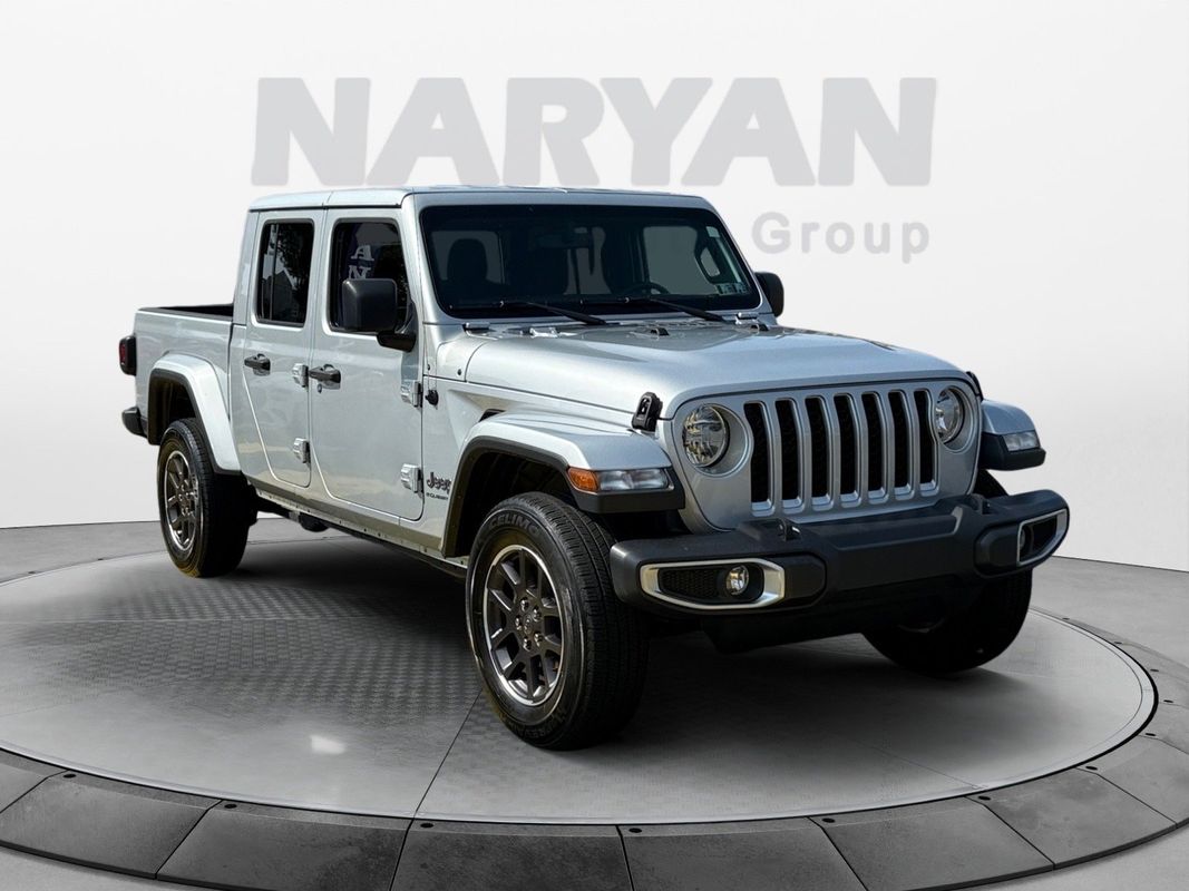 2023 Jeep Gladiator Overland's photo