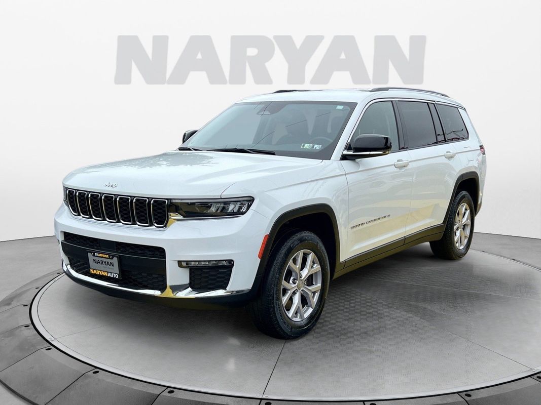 2022 Jeep Grand Cherokee Limited photo 3