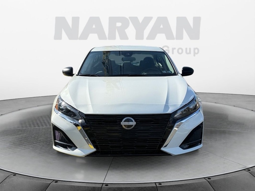 Used 2025 Nissan Altima SV FWD Car