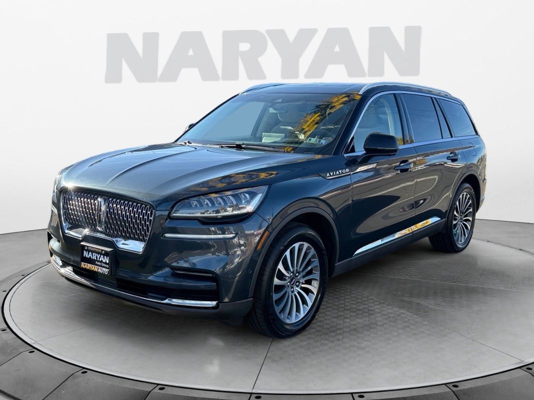 2022 Lincoln Aviator Reserve photo 3