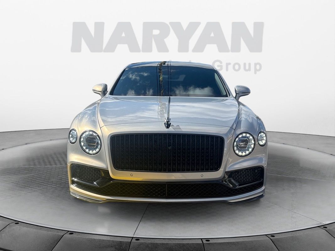 2022 Bentley Flying Spur V8 photo 2