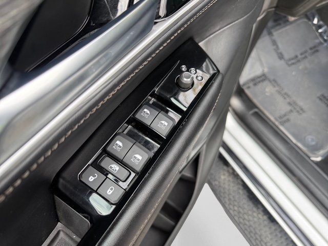 2024 Jeep Wagoneer Series II - Photo 10