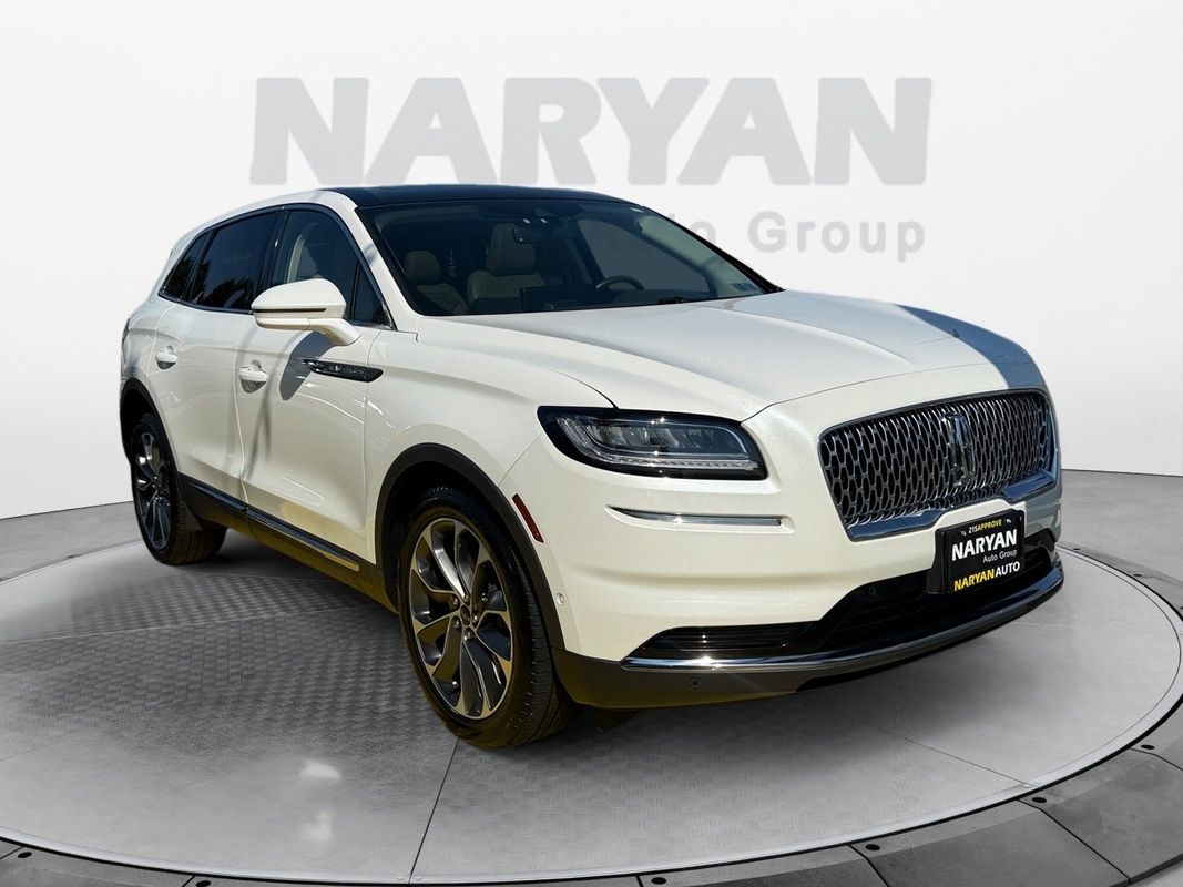 2022 Lincoln Nautilus Reserve AWD's photo