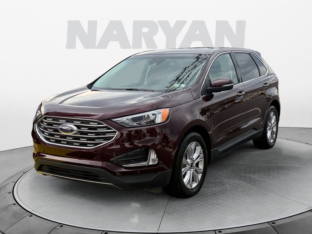 2024 Ford Edge Titanium photo 3