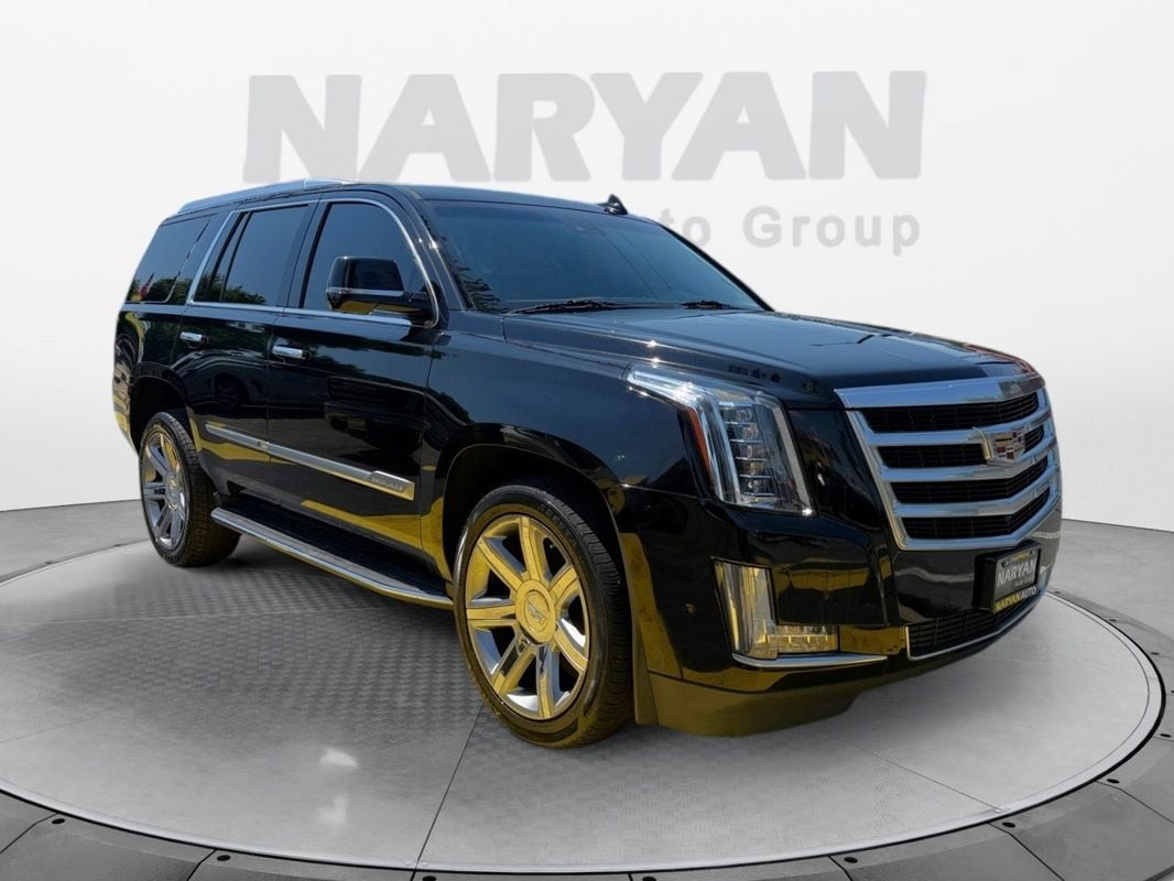 2018 Cadillac Escalade AWD Luxury's photo