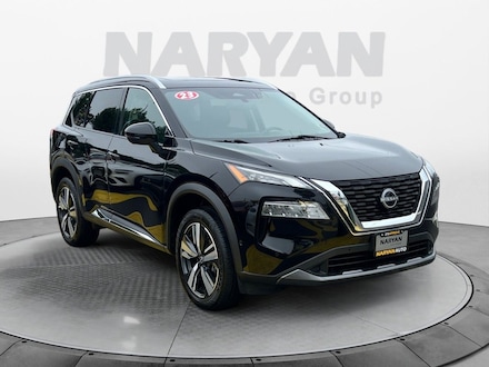2023 Nissan Rogue SL Car