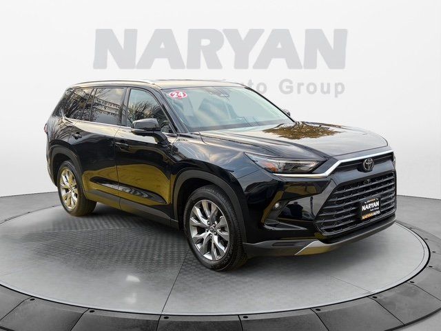 2024 Toyota Grand Highlander Limited's photo