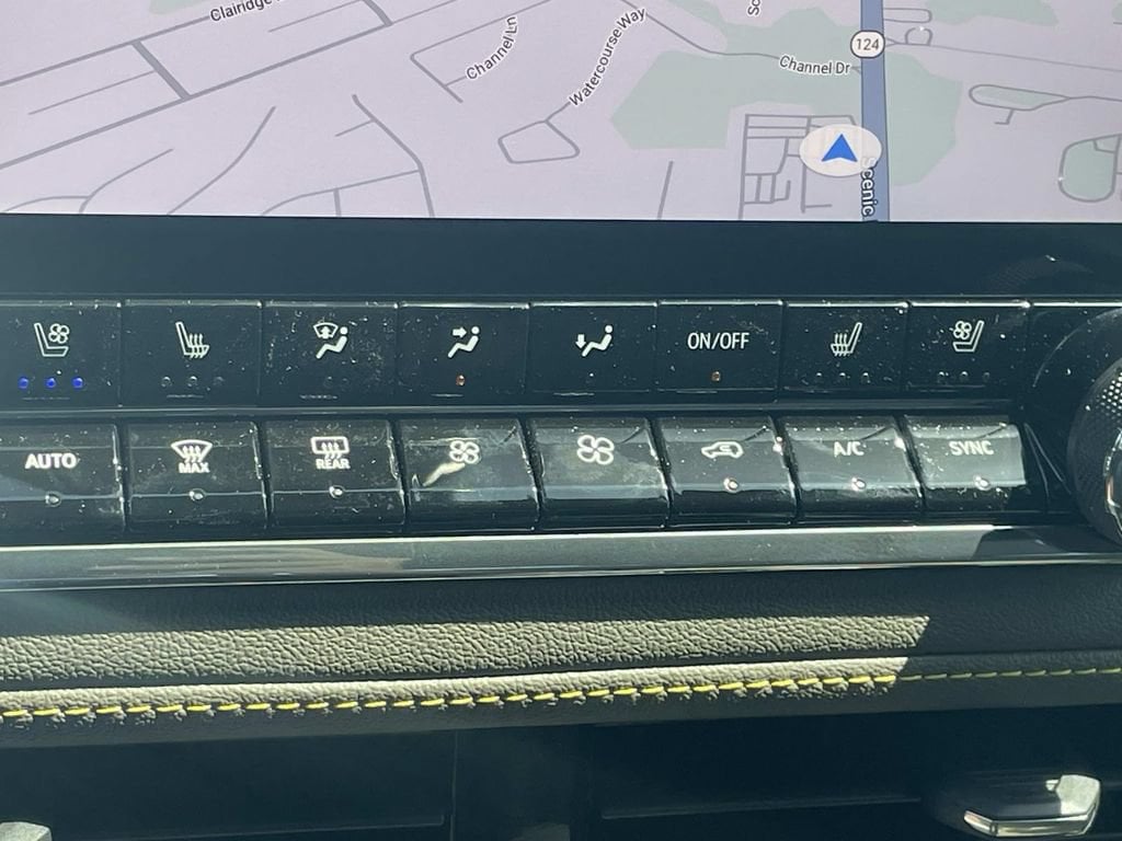 2026 Chevrolet Colorado ZR2 - Photo 21