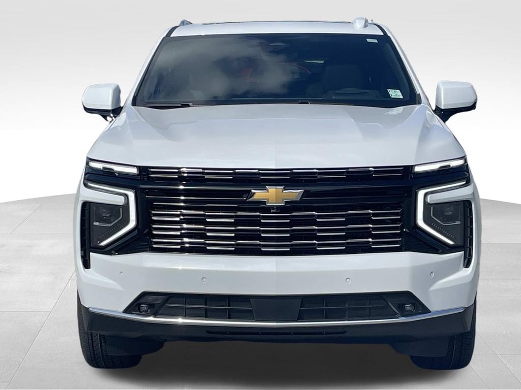 2026 Chevrolet Suburban High Country - Photo 8