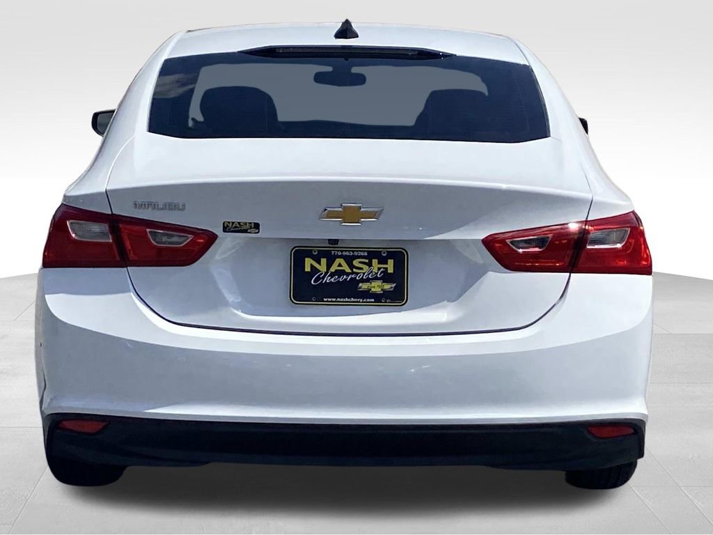 2022 Chevrolet Malibu photo 4