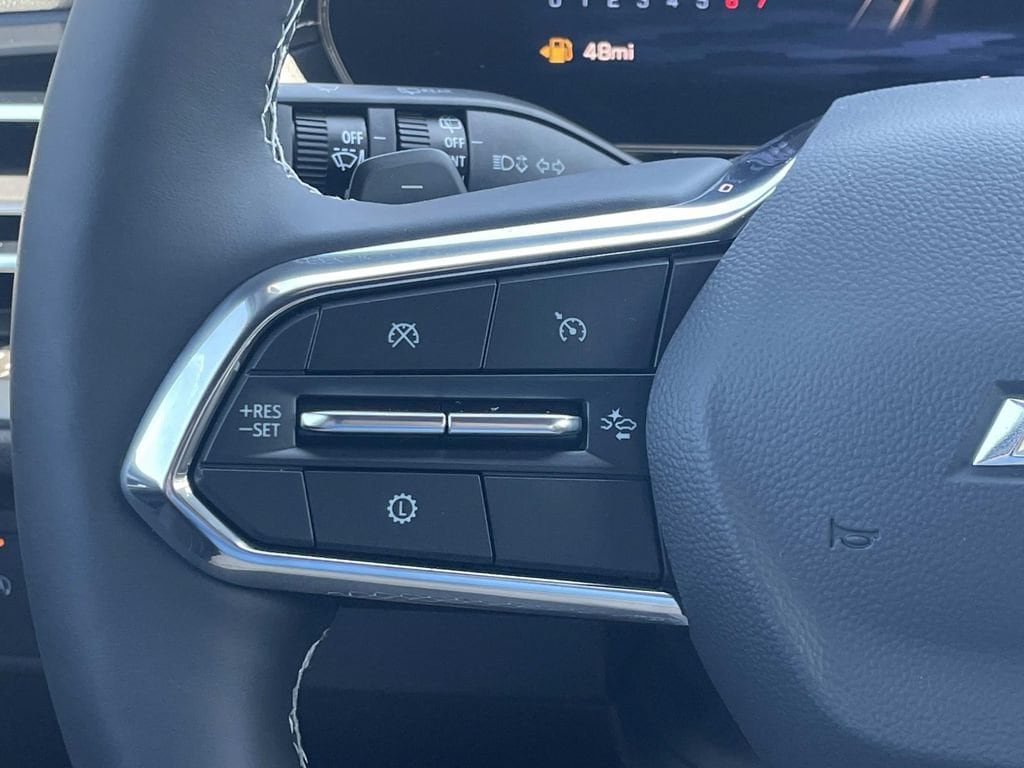 2027 Chevrolet Traverse LT - Photo 29