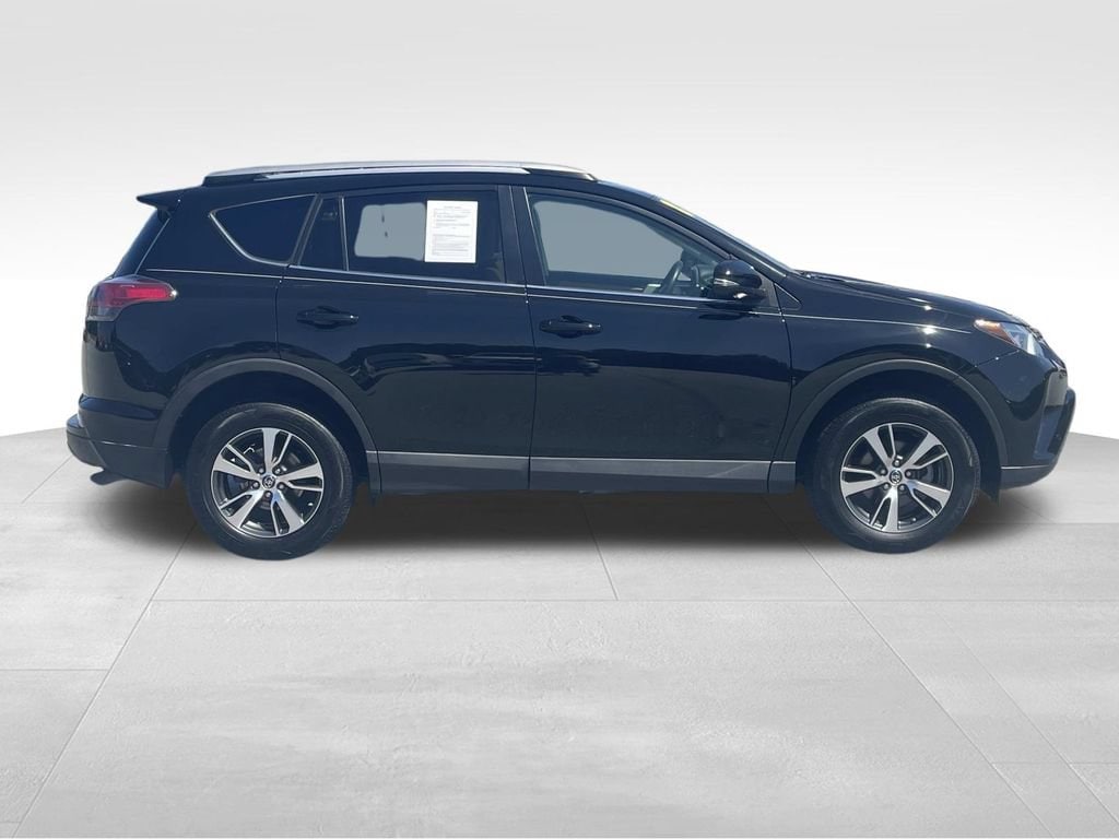 Used 2018 Toyota RAV4 XLE with VIN 2T3WFREV1JW441201 for sale in Lawrenceville, GA