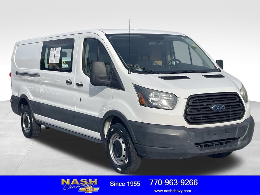 2015 Ford Transit Base's photo