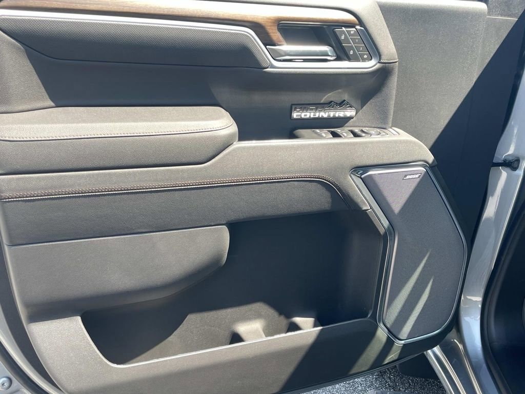 2026 Chevrolet Silverado 1500 High Country - Photo 14