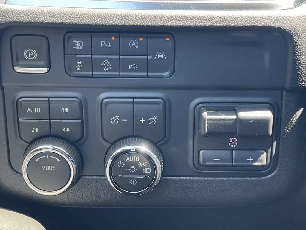 2026 Chevrolet Tahoe Z71 - Photo 33