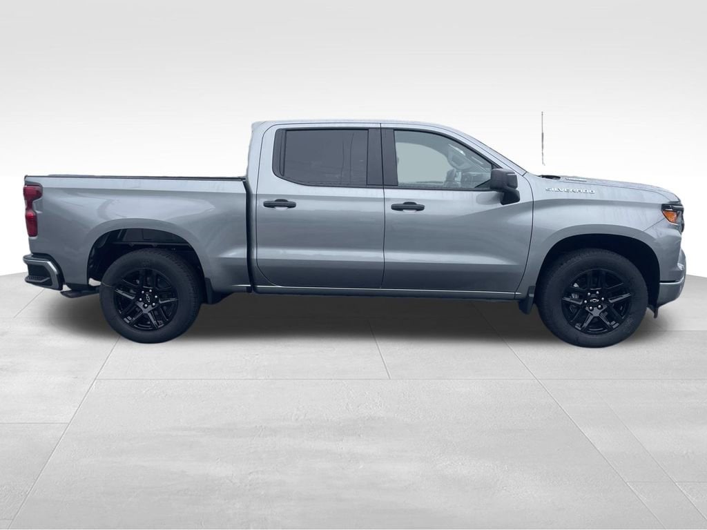 New 2026 Chevrolet Silverado 1500 Custom Truck