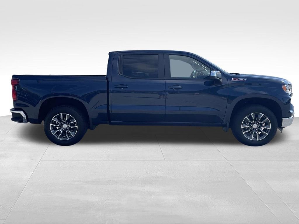 Used 2023 Chevrolet Silverado 1500 LT w/1LT Truck Crew Cab