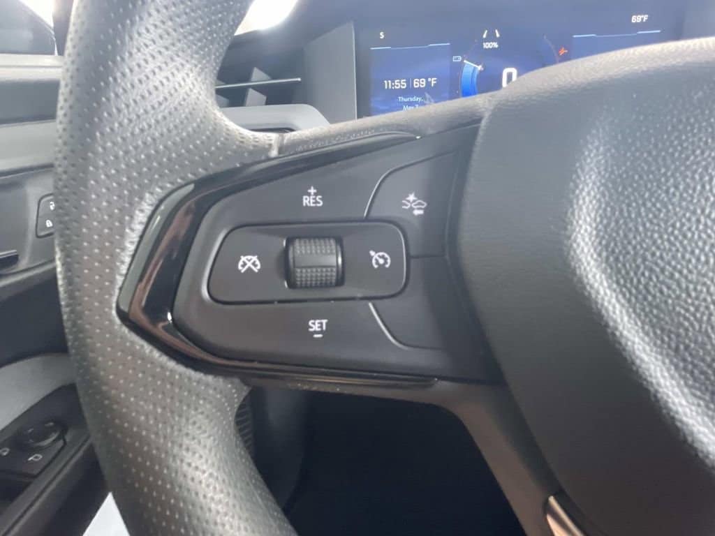 2027 Chevrolet Bolt LT - Photo 25