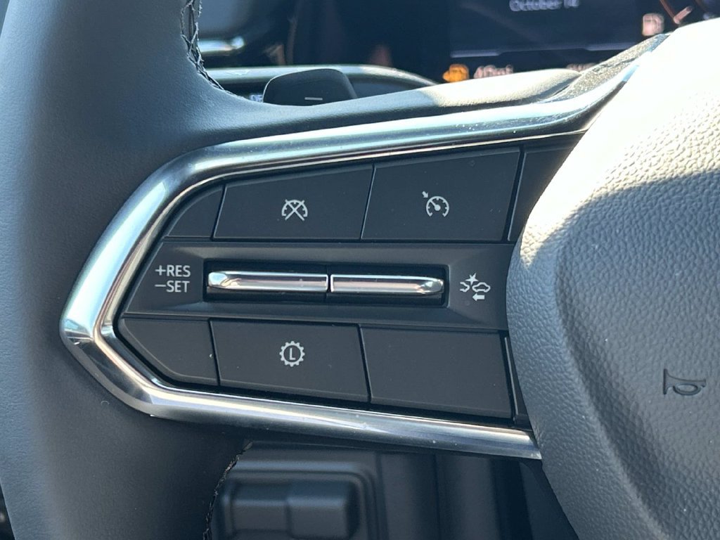 2027 Chevrolet Suburban Z71 - Photo 30
