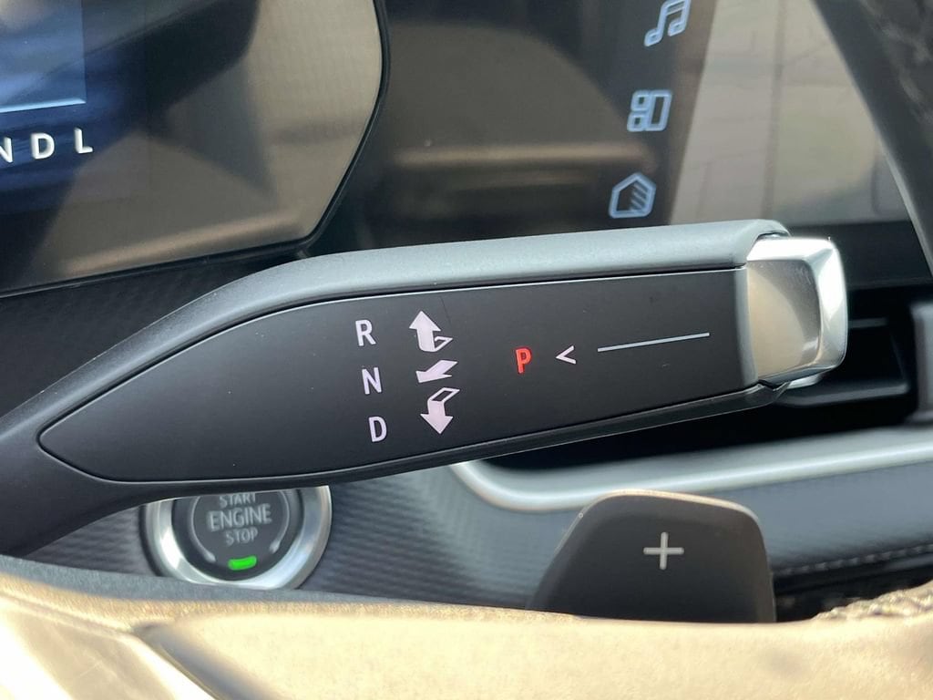 2027 Chevrolet Equinox LT - Photo 28