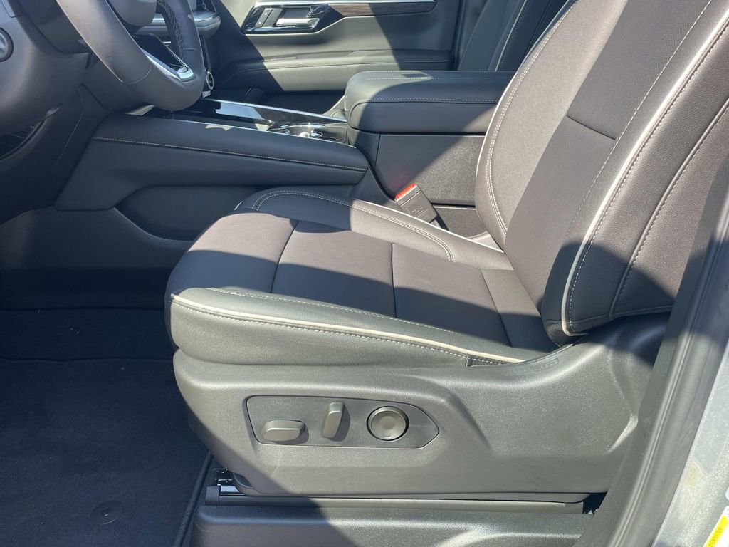 2026 Chevrolet Tahoe Premier - Photo 19