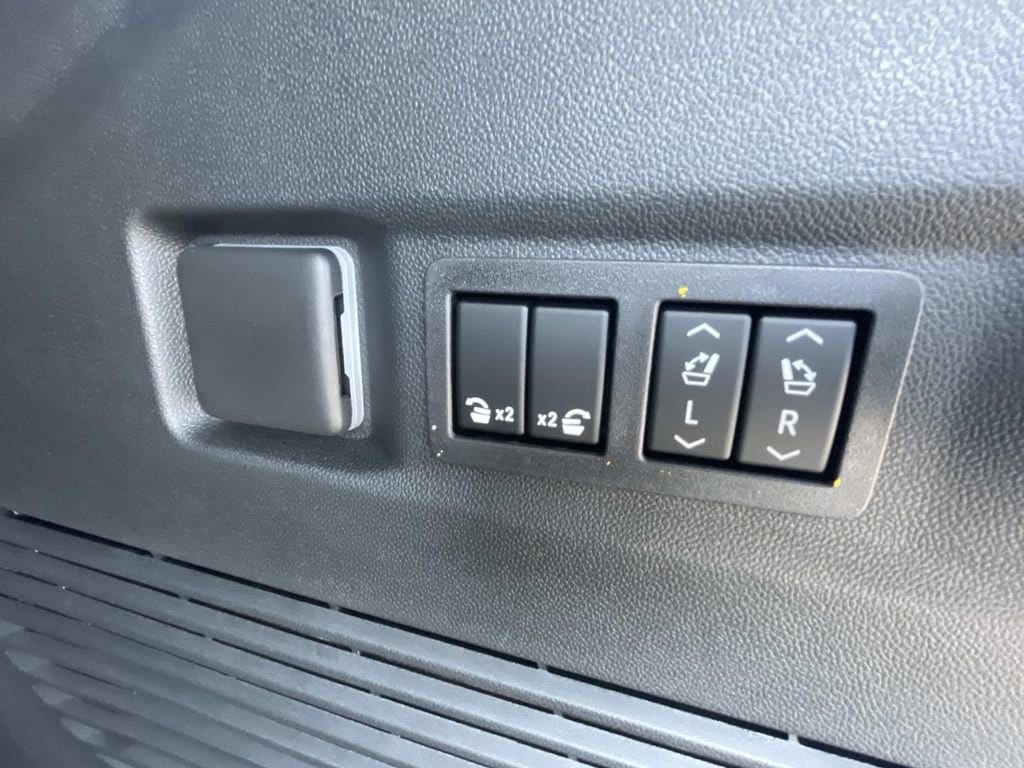 2026 Chevrolet Tahoe Premier - Photo 11