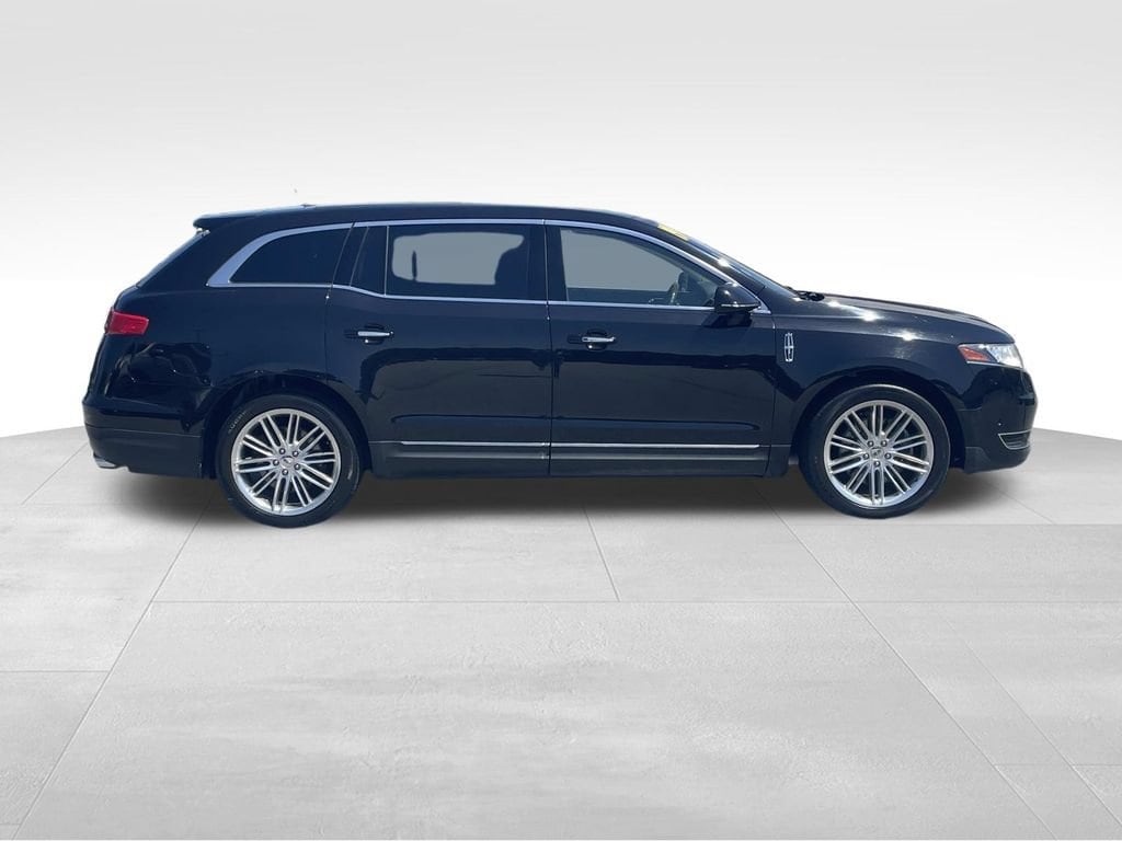 Used 2019 Lincoln MKT Base with VIN 2LMHJ5AT3KBL02860 for sale in Lawrenceville, GA