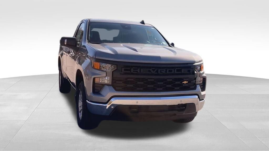 2025 Chevrolet Silverado 1500 photo 3
