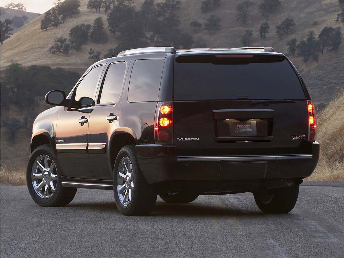 2011 GMC Yukon Denali - 2WD's photo