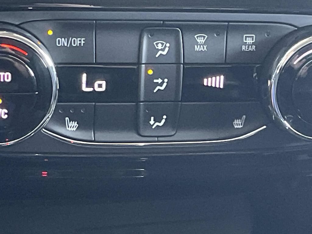 2026 Chevrolet Trax LT - Photo 20