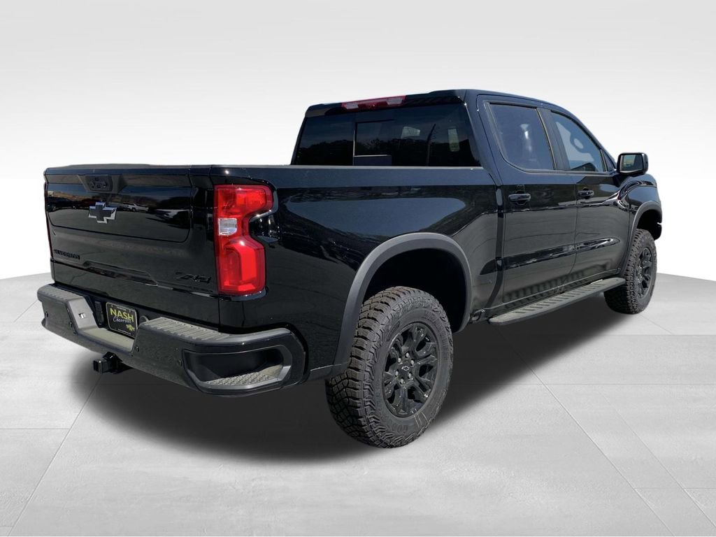 2025 Chevrolet Silverado 1500 ZR2 photo 3