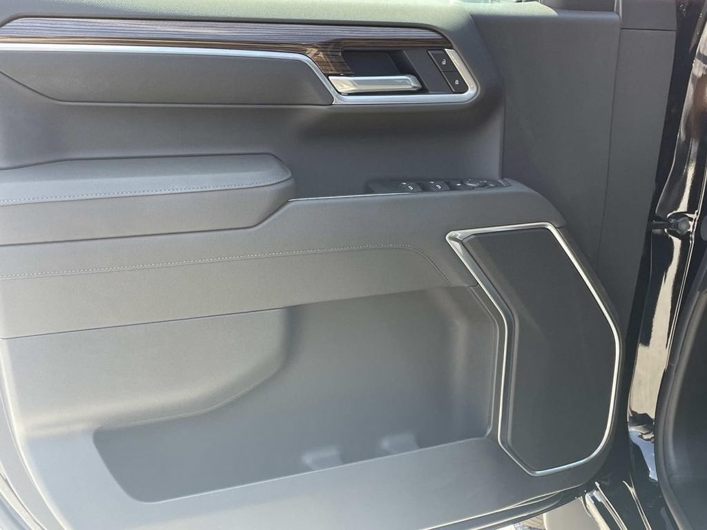 2026 Chevrolet Silverado 1500 RST - Photo 14