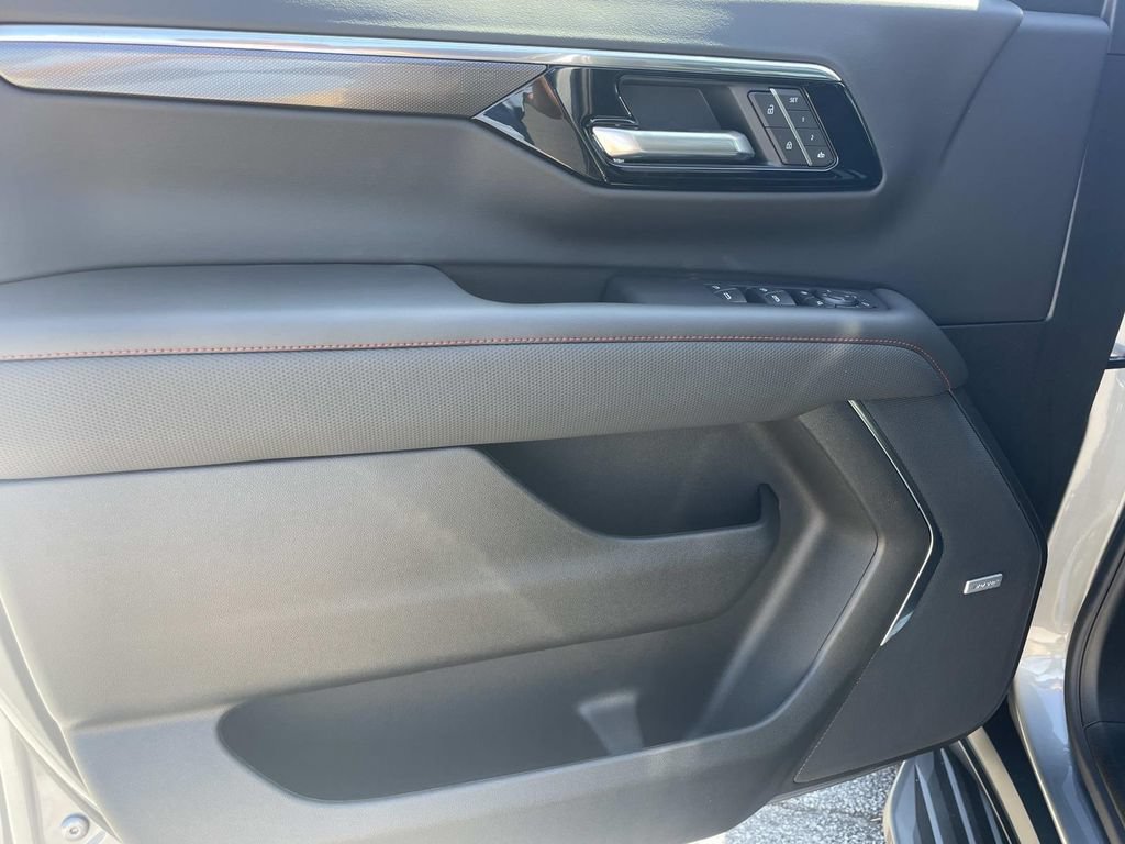 2026 Chevrolet Tahoe RST - Photo 16