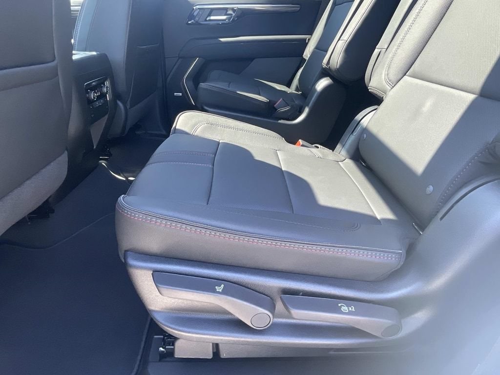 2026 Chevrolet Tahoe RST - Photo 14