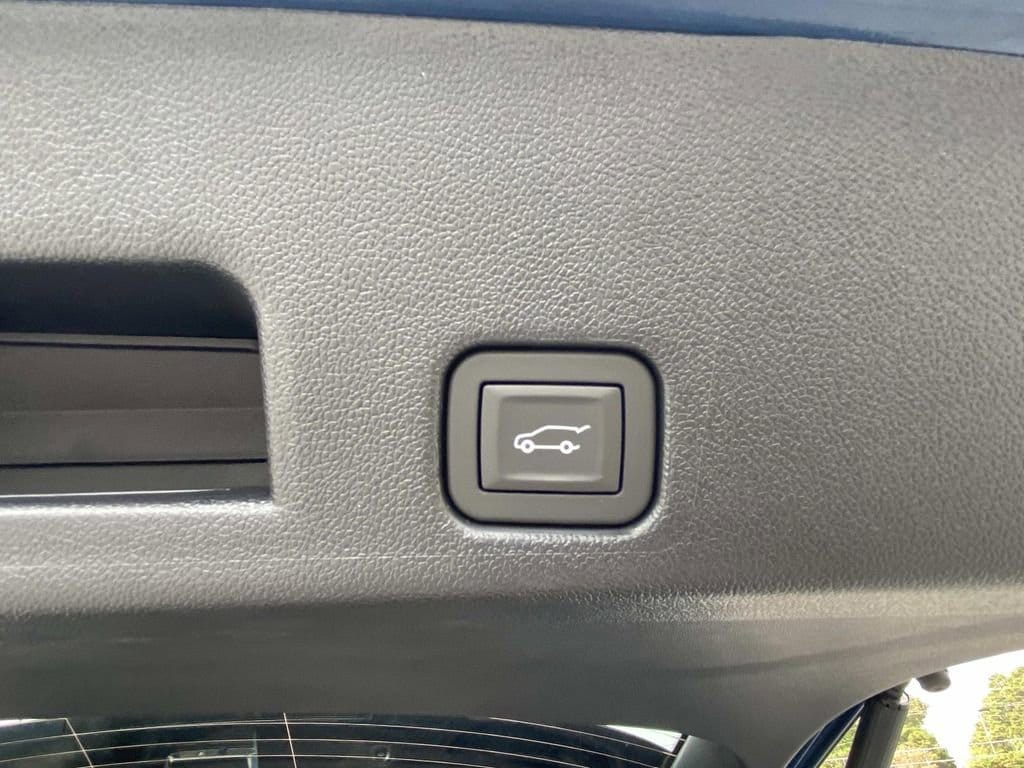 2026 Chevrolet Traverse LT - Photo 11