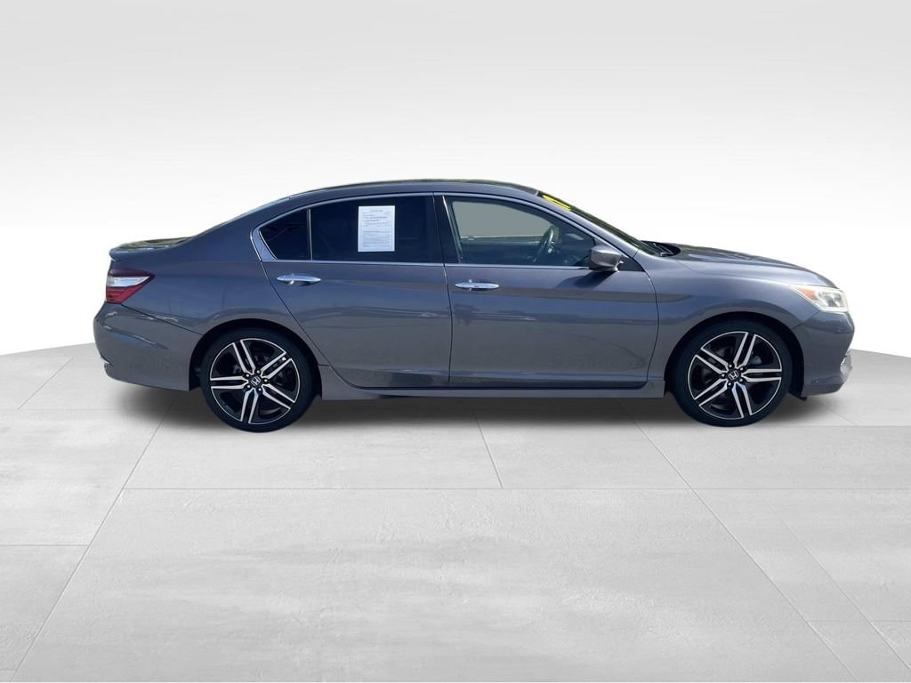 Used 2017 Honda Accord Sport with VIN 1HGCR2F58HA161480 for sale in Lawrenceville, GA