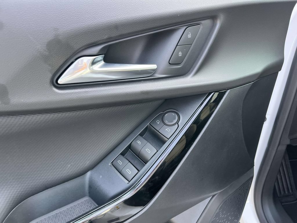 2027 Chevrolet Equinox LT - Photo 16