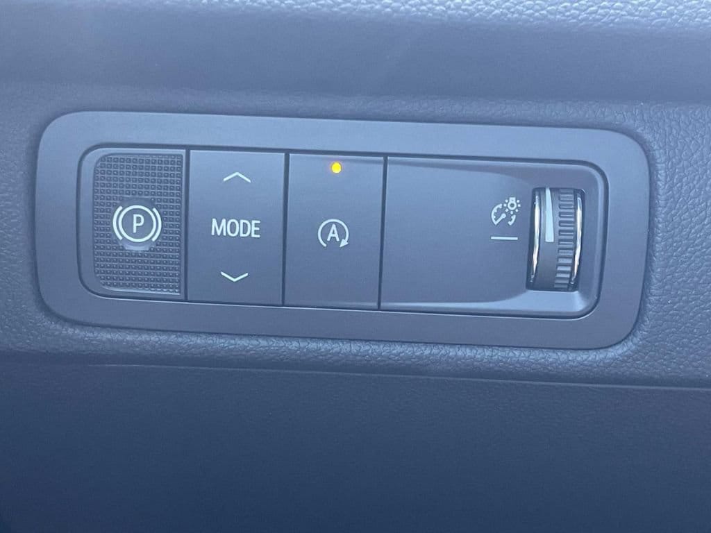 2027 Chevrolet Traverse LT - Photo 32
