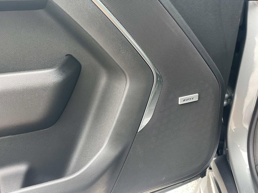 2026 Chevrolet Suburban RST - Photo 17