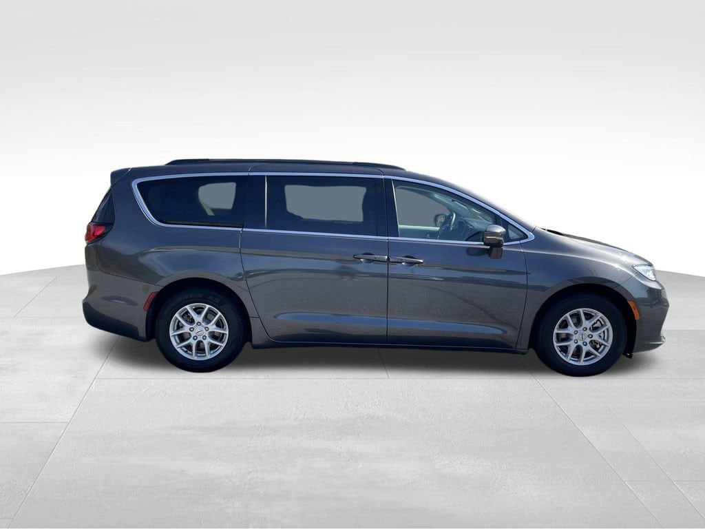 Used 2022 Chrysler Pacifica Touring L with VIN 2C4RC1BG2NR169299 for sale in Lawrenceville, GA