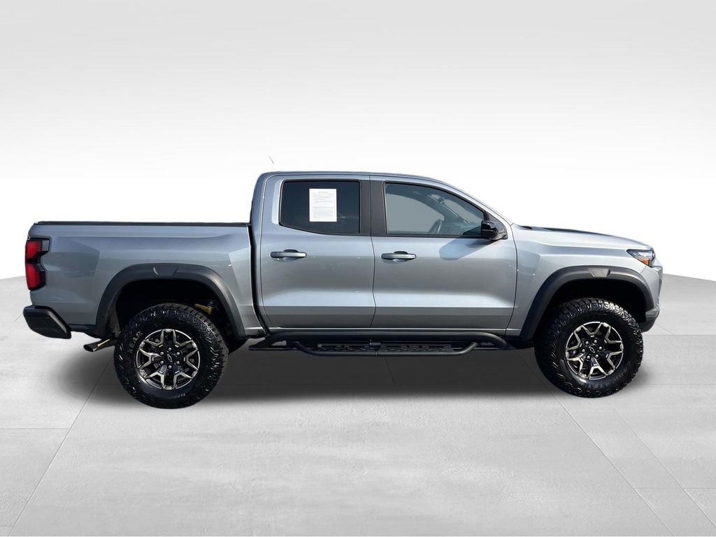 2024 Chevrolet Colorado ZR2 photo 2
