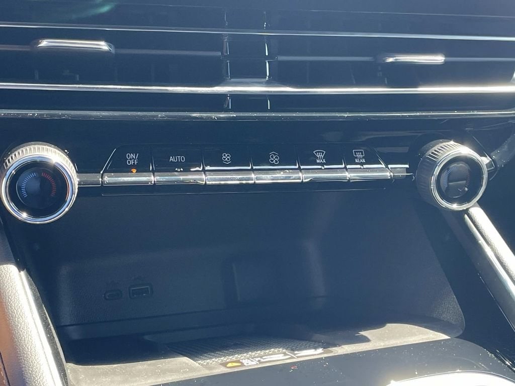2026 Chevrolet Traverse LT - Photo 23
