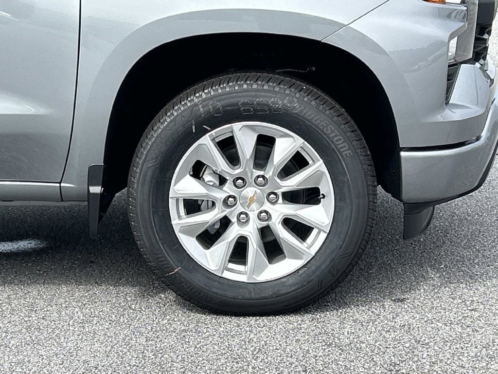 2026 Chevrolet Silverado 1500 Custom - Photo 10