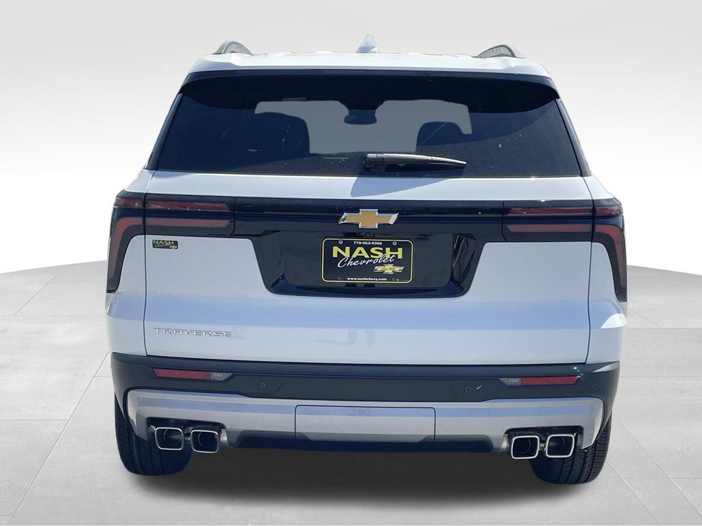 2025 Chevrolet Traverse photo 4