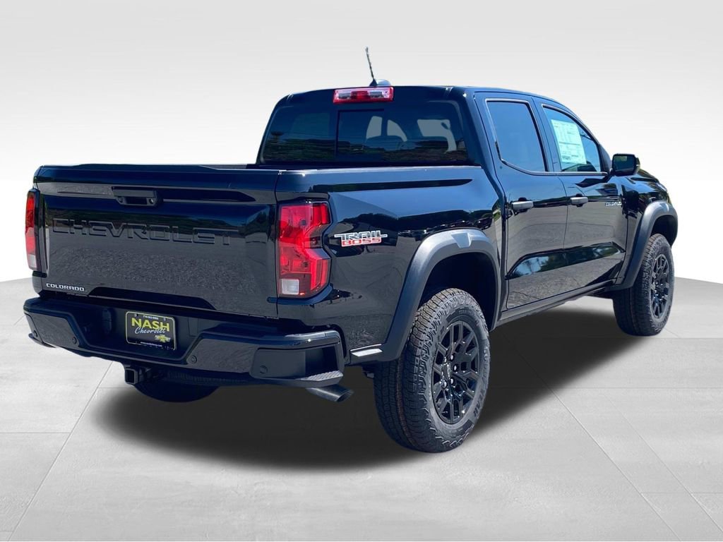 2026 Chevrolet Colorado Trail Boss photo 3