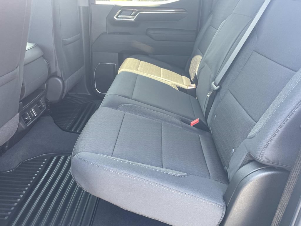 2026 Chevrolet Silverado 1500 LT - Photo 12