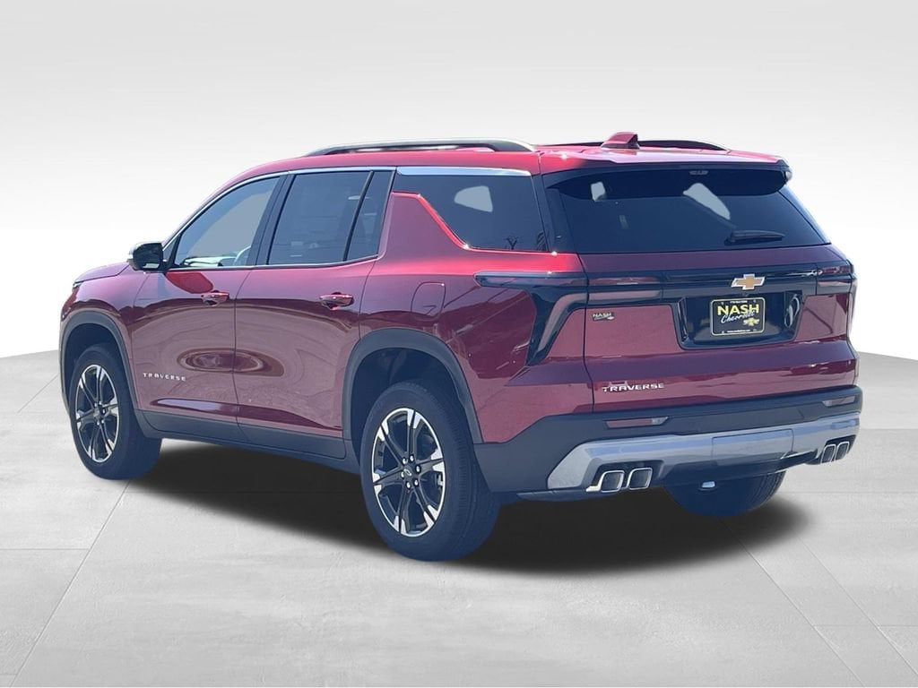 2027 Chevrolet Traverse LT - Photo 5
